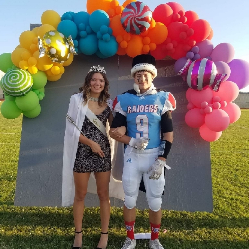 homecoming king and queen 